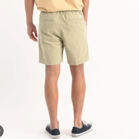 BANKS JOURNAL SUPPLY WALKSHORT, BONE MENS 28 - Picture 2 of 10